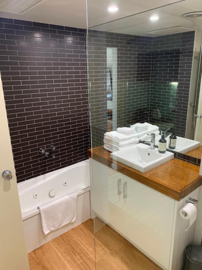 Lorne Studio Apartment ภายนอก รูปภาพ